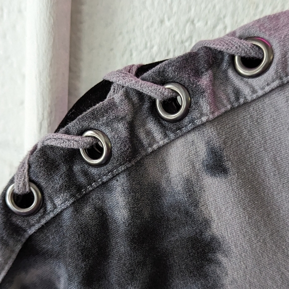 Harry Potter Hogwarts Alumni Shirt Junior plus XXL Tie-dye Shoulder laces - Picture 4 of 5